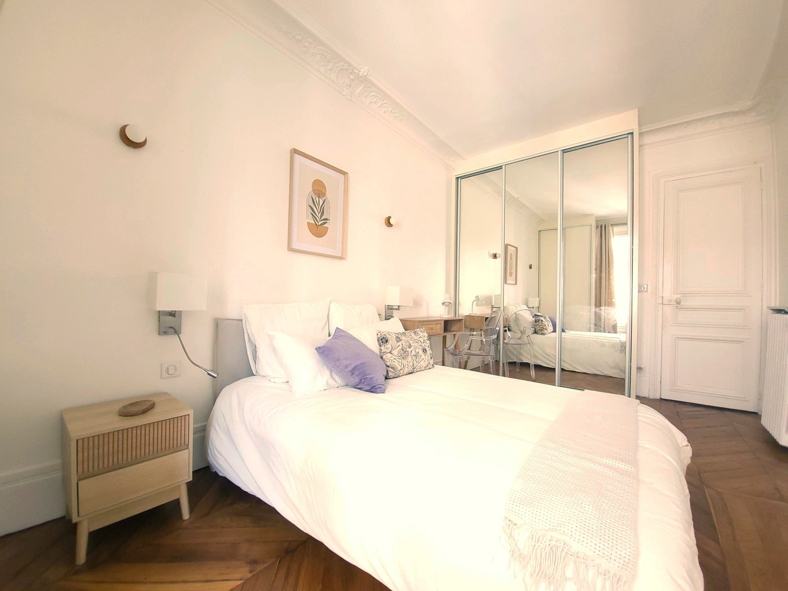 A furnished private student room in 8eme Arrondissement, Paris photo 5