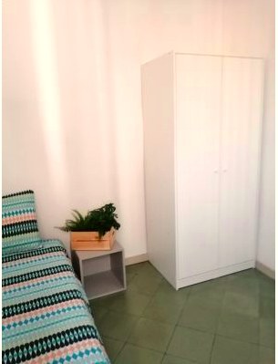 A furnished private student room in Eixample, Barcelona photo 3