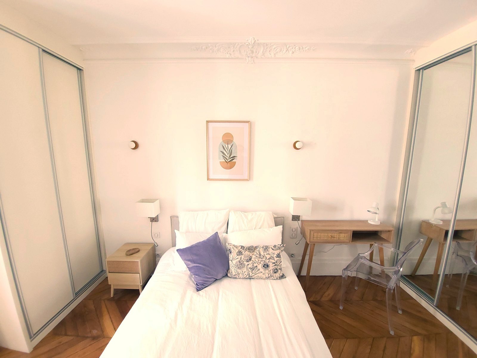A furnished private student room in 8eme Arrondissement, Paris photo 2
