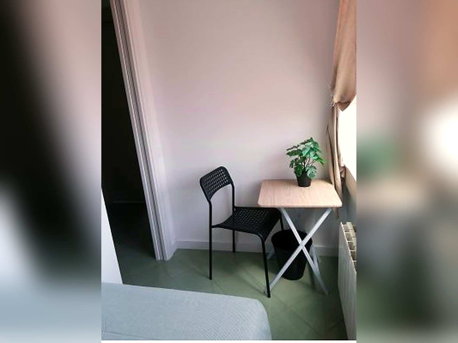 A furnished private student room in Eixample, Barcelona photo 3