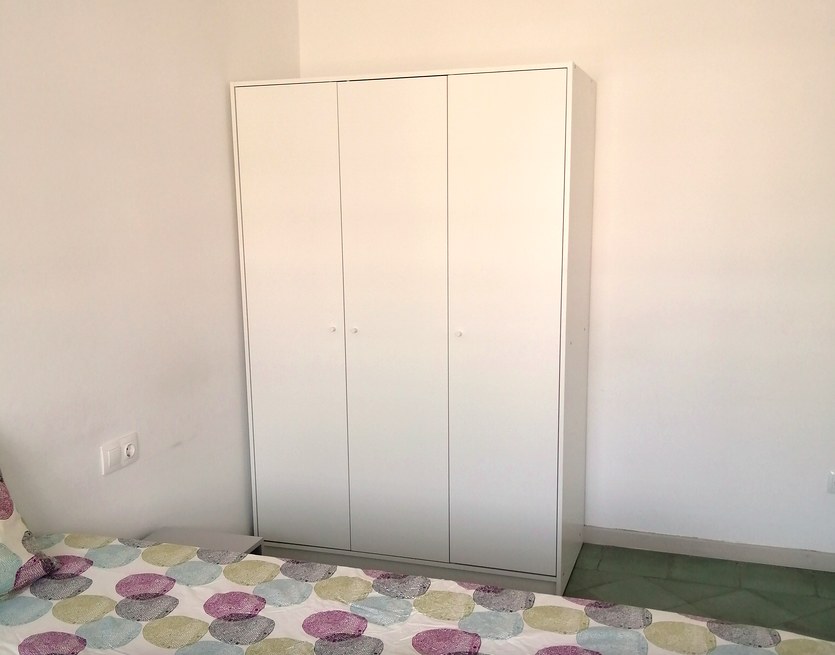 A furnished private student room in Eixample, Barcelona photo 2