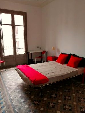 A furnished private student room in Eixample, Barcelona photo 3