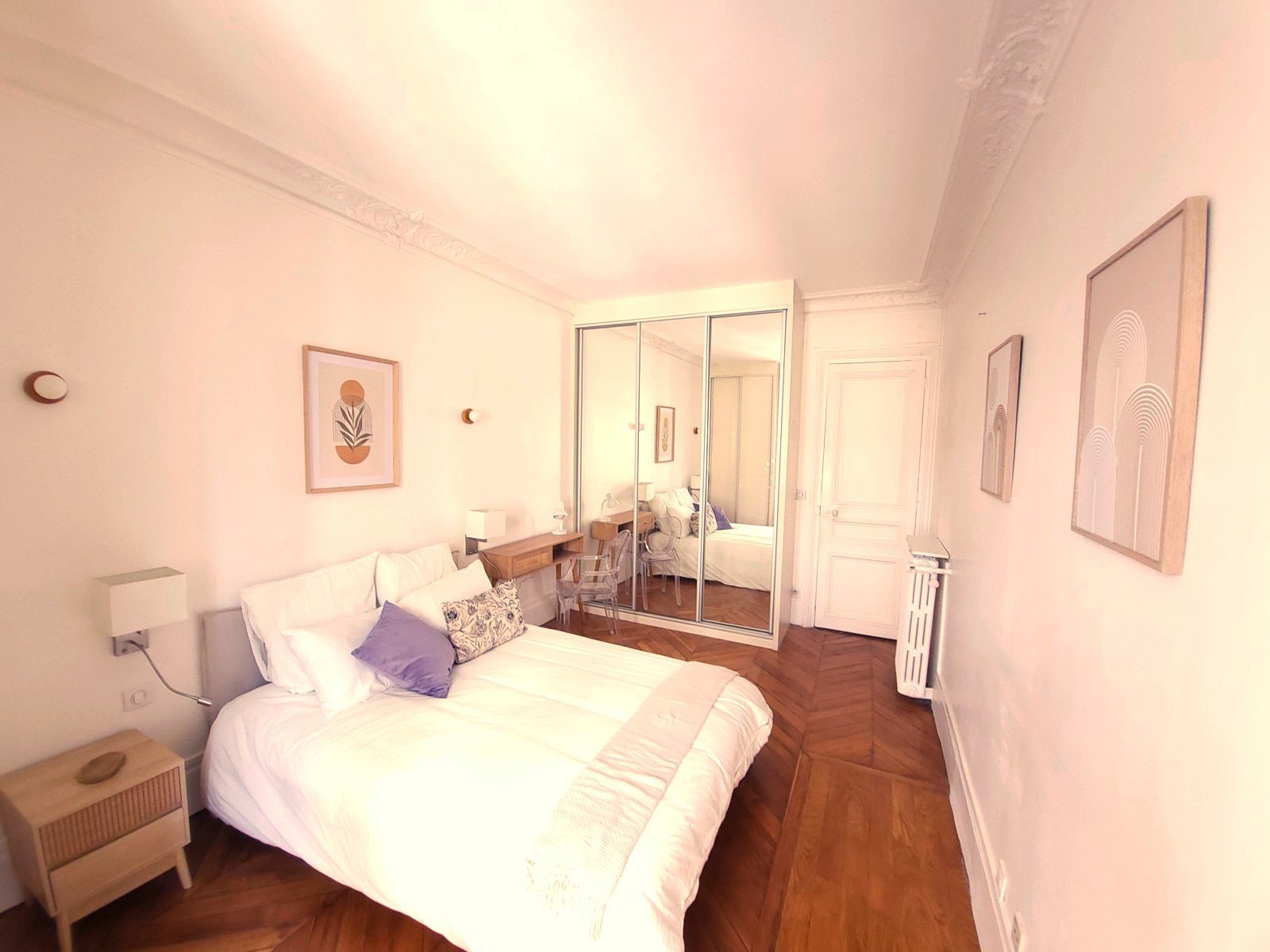 A furnished private student room in 8eme Arrondissement, Paris photo 4