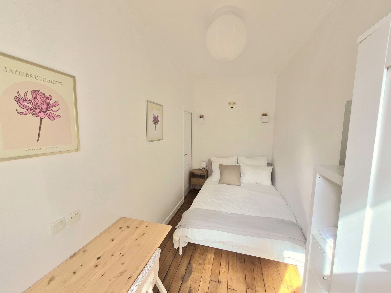 A furnished private student room in 17eme Arrondissement, Paris photo 4