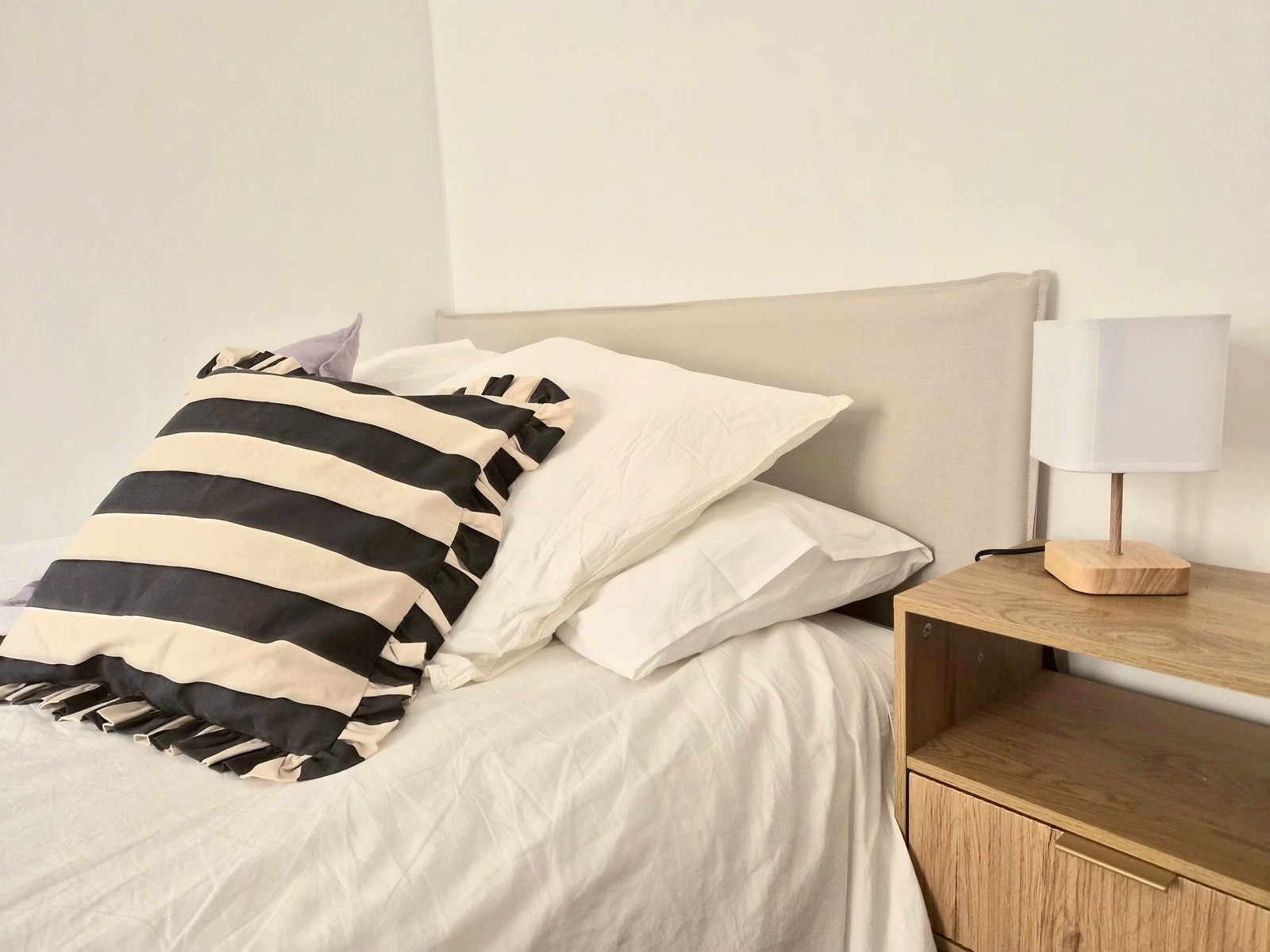 A furnished private student room in 17eme Arrondissement, Paris photo 5